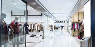 Foto Shutterstock Vendas no varejo recuam 0,4% em outubro, mostra IBGE
