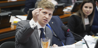 Pablo Valadares/Câmara dos Deputados “Somos fieis aos nossos eleitores, não ao governo”, diz líder do Novo