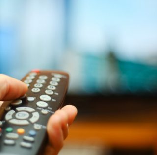 Foto: Shutterstock TV por assinatura perde 1,4 milhão de clientes nos últimos meses