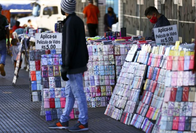 Comércio de rua em Brasília.