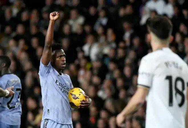 106098690-real-madrids-brazilian-forward-07-vinicius-junior-celebrates-scoring-his-teams-first-go