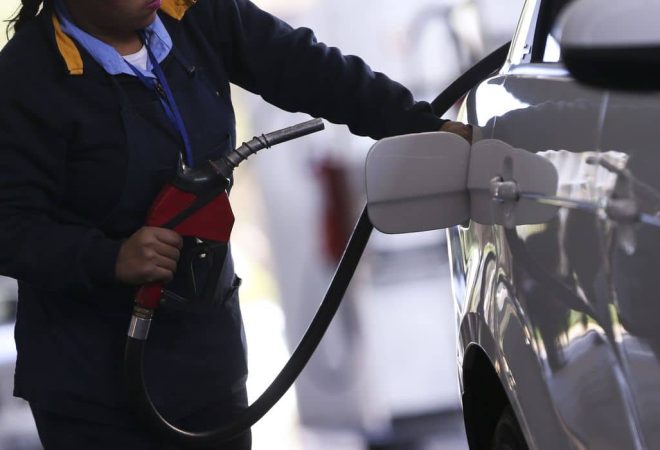 gasolina combustível postos abastecimento