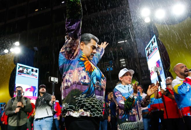 120724_Maduro_campanha_fotos_publicas