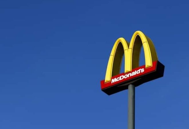 2016-01-25t001404z-1903376990-gf20000104816-rtrmadp-3-mcdonalds-results