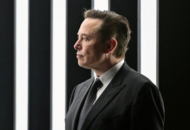 2022-07-12t184939z_1_lynxmpei6b0wt_rtroptp_4_usa-politics-musk-trump
