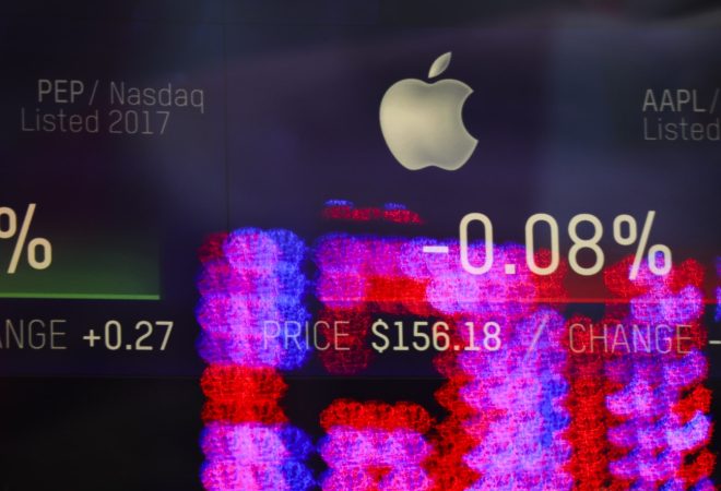 28-apple-acoes