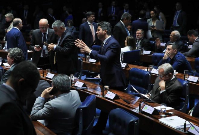 Brasília (DF) 30/08/ 2023 Senadores discutem o projeto de lei disciplina a proclamação de resultados de julgamentos na hipótese de empate na votação no âmbito do Conselho Administrativo de Recursos Fiscais (Carf).  Foto Lula Marques/ Agência Brasil
