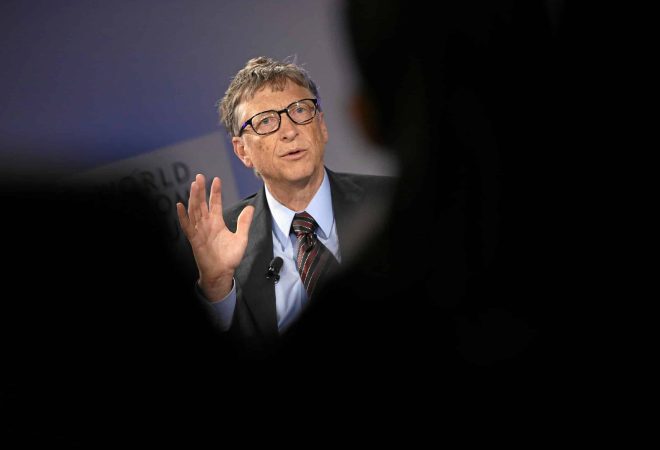 DAVOS/SWITZERLAND, 24JAN14 - William H. Gates III, Co-Chair, Bill & Melinda Gates Foundation, USA, gestures during the session 'An Insight, An Idea with Bill Gates' at the Annual Meeting 2014 of the World Economic Forum at the congress centre in Davos, January 24, 2014.WORLD ECONOMIC FORUM/swiss-image.ch/Photo Michael Buholzer