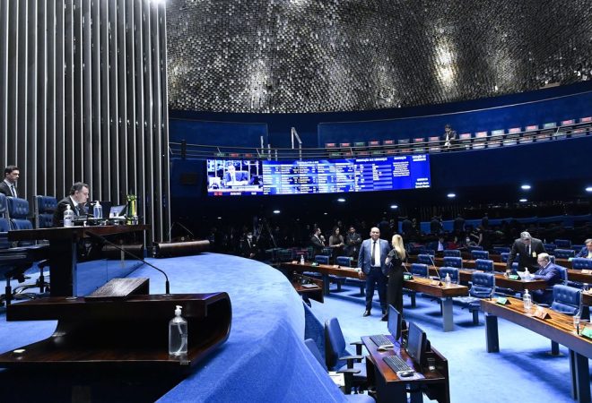 Plenário do Senado Federal durante sessão deliberativa ordinária semipresencial