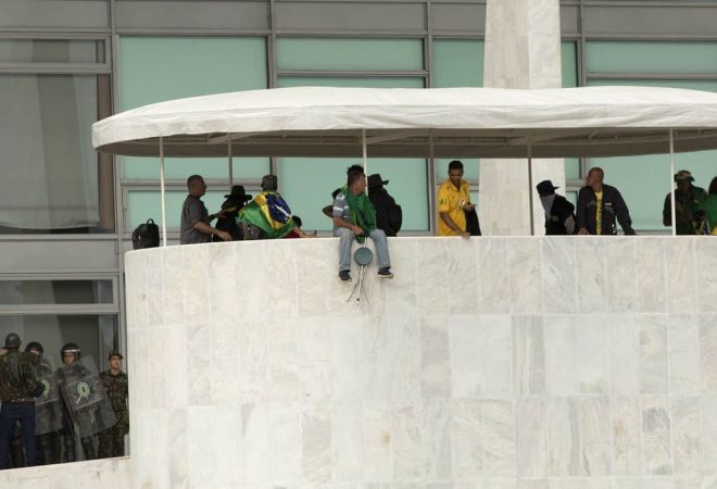 Matéria especial um mês dos atentados golpistas