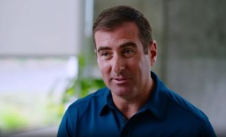 Adam Mendelsohn, CEO da Vivani Medical: dispositivo seria utilizado como uma terapia de manutenção (Vivani Medical /Divulgação)
