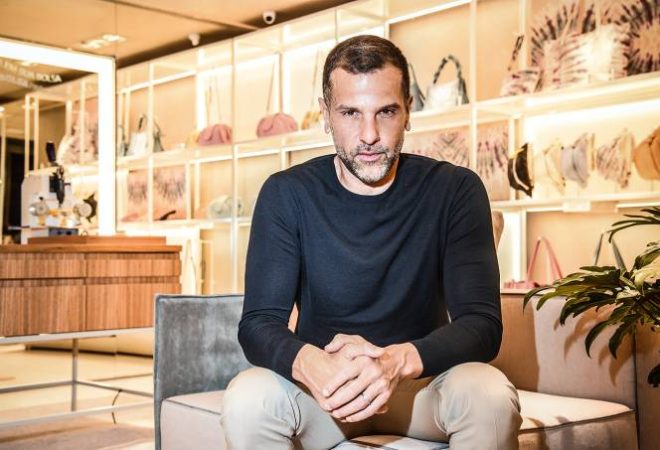 Alexandre_Birman_CEO_Arezzo_loja