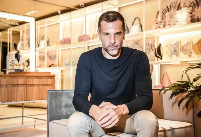 Alexandre_Birman_CEO_Arezzo_loja
