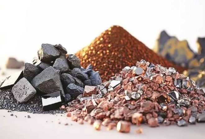 Amostras-de-minerais-cr-ticos-1074x654
