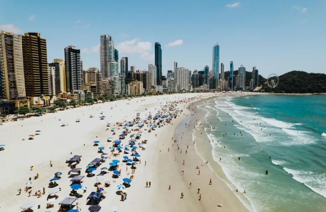 Praia Central de Balneário Camboriú (SC). Foto: PMBC/Divulgação