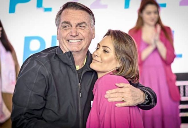 Bolsonar-e-Michelle-Bolsonaro1-768x432