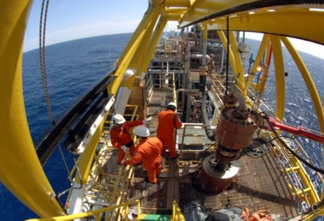 Campos-de-Buzios-Atapu-e-Sul-de-Tupi-no-pre-sal-da-Bacia-de-Santos-estao-entre-os-maiores-produtores-de-petroleo-e-gas-do-Brasil-860x484-1