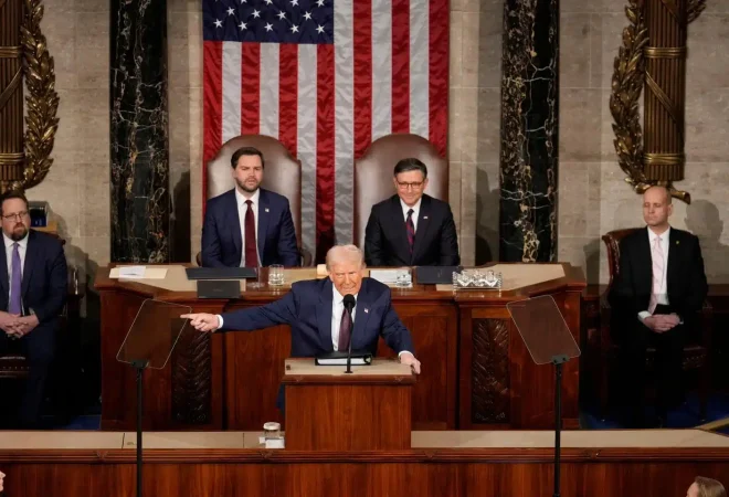 Donald-Trump-antes-do-Congresso-celebra-a-onda-de-choque