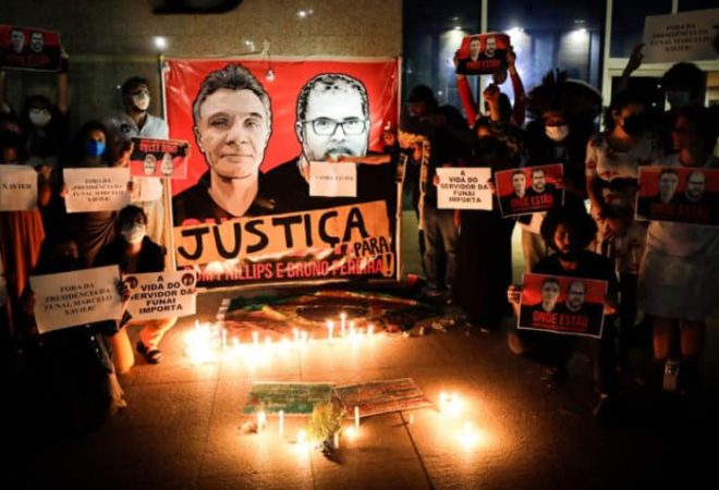 Servidores da Funai (Fundação Nacional do Índio),em greve, fazem vigília e pedem a saída do presidente Marcelo Xavie, presidente da fundação. A PF (Polícia Federal) disse a jornalistas nesta 4ª feira (15.jun.2022) acreditar que, pela confissão do suspeito Amarildo da Costa Oliveira e pelo local apontado por ele, há “grandes chances” de que os restos humanos encontrados no Vale do Javari sejam do jornalista Dom Phillips e do indigenista Bruno Pereira. Sérgio Lima/Poder360 15.jun.2022