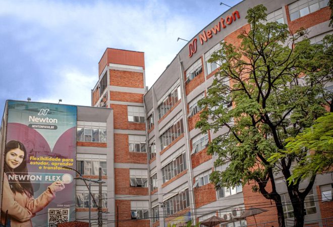 Fachada-Campus-Silva-Lobo