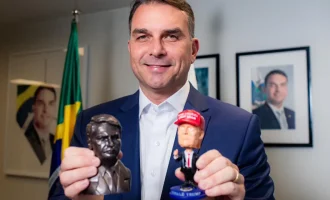 Flavio-Bolsonaro-e-Trump