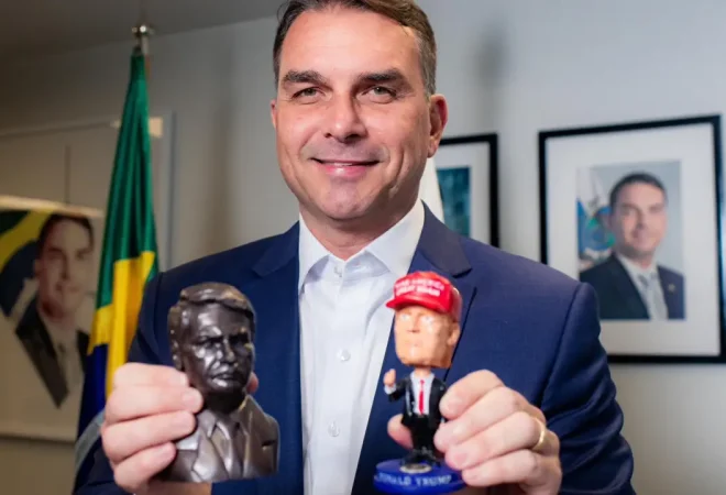 Flavio-Bolsonaro-e-Trump