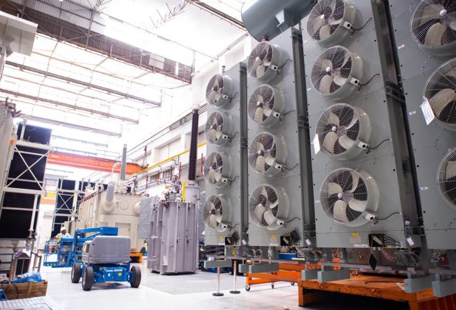 Foto_Divulgacao_HItachi_Energy_fabrica