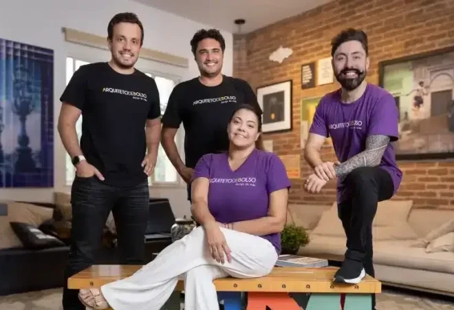 Gabriel-Alves-a-esq.-e-Romero-Rodrigues-da-Headline-e-Daniel-Alves-e-Marcia-Monteiro-do-Arquiteto-de-Bolso