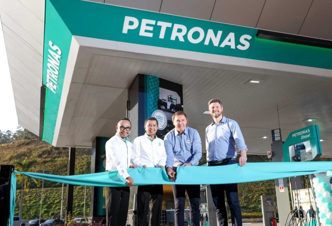 Inauguracao-Posto-PETRONAS-Brasil