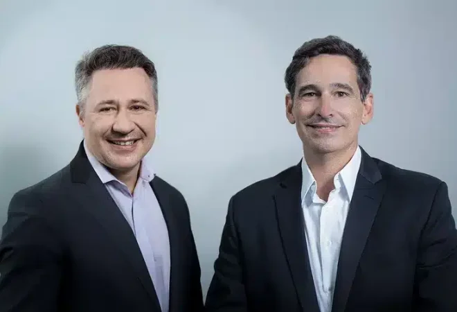 Iomani-e-Felipe-Pixeon-1