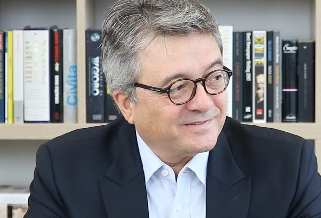 Foto Money Report