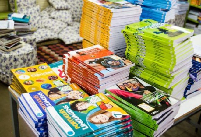 Livros didáticos