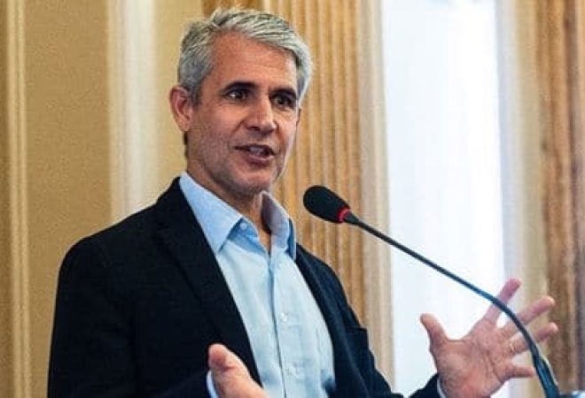 Luiz Felipe dÁvila2