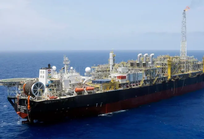 O-FPSO-Cidade-de-Sao-Paulo-produz-nos-campos-de-Tambau-e-Urugua