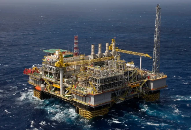 Plataforma-P-55-da-Petrobras-no-Campo-de-Roncador-Foto-Cortesia-PAC