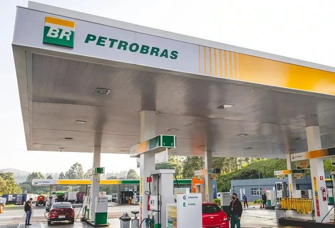 Posto-combustivel-gasolina-alcool-diesel-petrobras-4-e1659127972239
