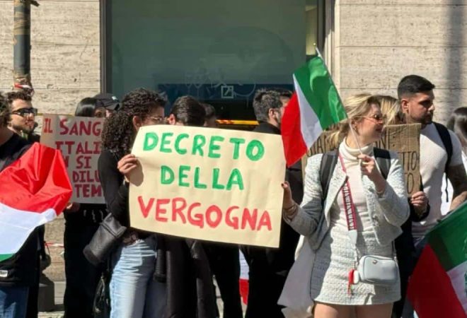 Roma-protesto-cidadania-italiana_divulgação_cintia rodrigues