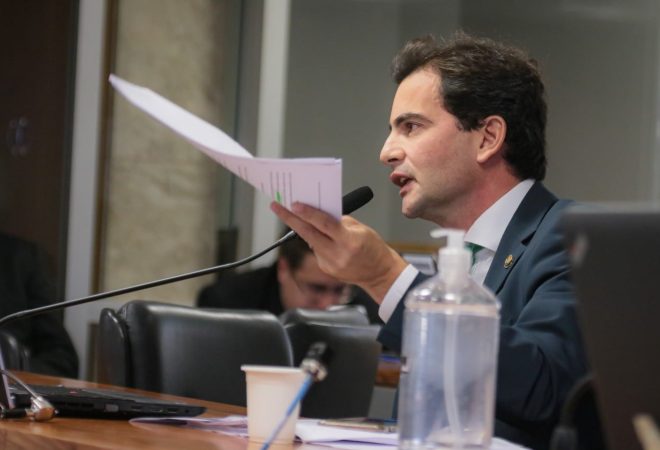 Senador-Fabio-Garcia-na-reuniao-da-Comissao-de-Infraestrutura-do-Senado-27.4.22
