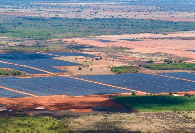 Usina-solar-fotovoltaica-Janauba-da-Elera-Renovaveis-em-Minas-Gerais-Foto-Divulgacao