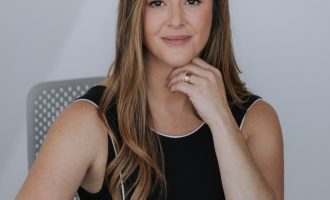 Aline Santiago, fundadora e CEO da Liv for Her