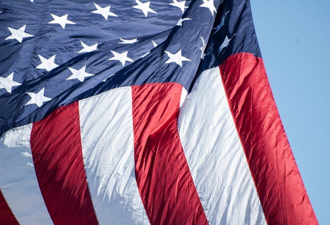 american-flag-1109397_1280
