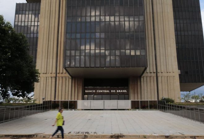 Edifício-sede do Banco Central no Setor Bancário Norte, em lote doado pela Prefeitura de Brasília, em outubro de 1967