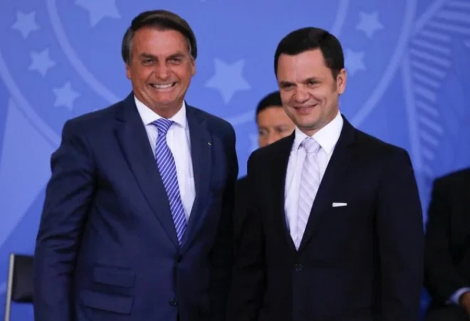 bolsonaro-anderson-torres-planalto-848x477