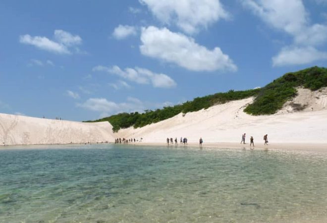 O período ideal de visitação ao Parque Nacional dos Lençóis Maranhenses é de maio a setembro, quando as lagoas estão cheias devido às chuvas do verão. As fotos dessa galeria foram feitas em setembro de 2017.
Foto: Thais Polimeni/Cult Cultura