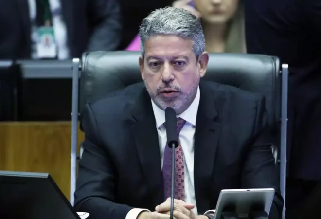 c56fa63a-presidente-da-camara-dos-deputados-arthur-lira-critica-incompetencia-da-articulacao-politica-do-governo-lula-foto-bruno-spada-camara-dos-deputados-960x640