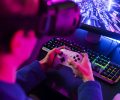 cadeira-gamer-com-luzes-neon-multicoloridas