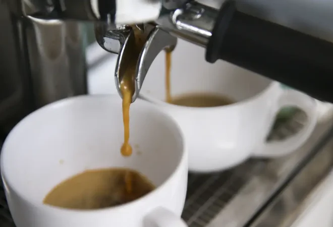 café