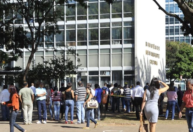 calor_na_esplanada_dos_ministerios_1