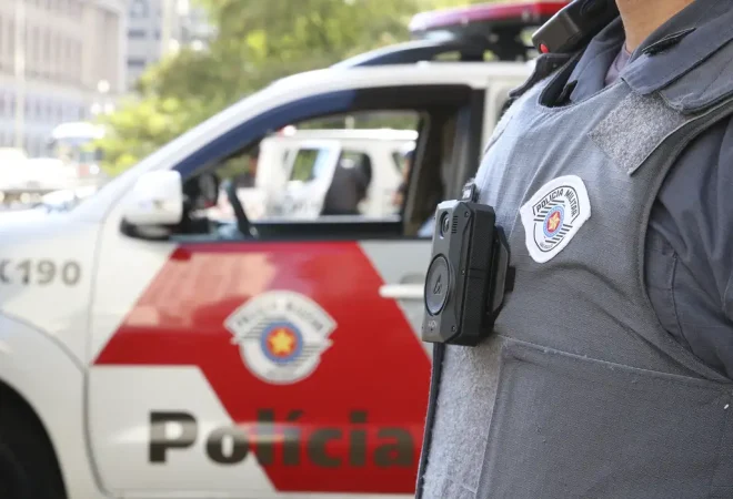 cameras_uniformes_de_policiais_militares_sao_paulo_rvrsa_abr_2804223630_0