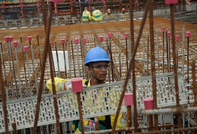 Rio de Janeiro - O prefeito Eduardo Paes inaugura sala de visitação do Museu do Amanhã, em construção no Pier Mauá, na zona portuária do Rio. Na foto o canteiro de obras do Museu do Amanhã.